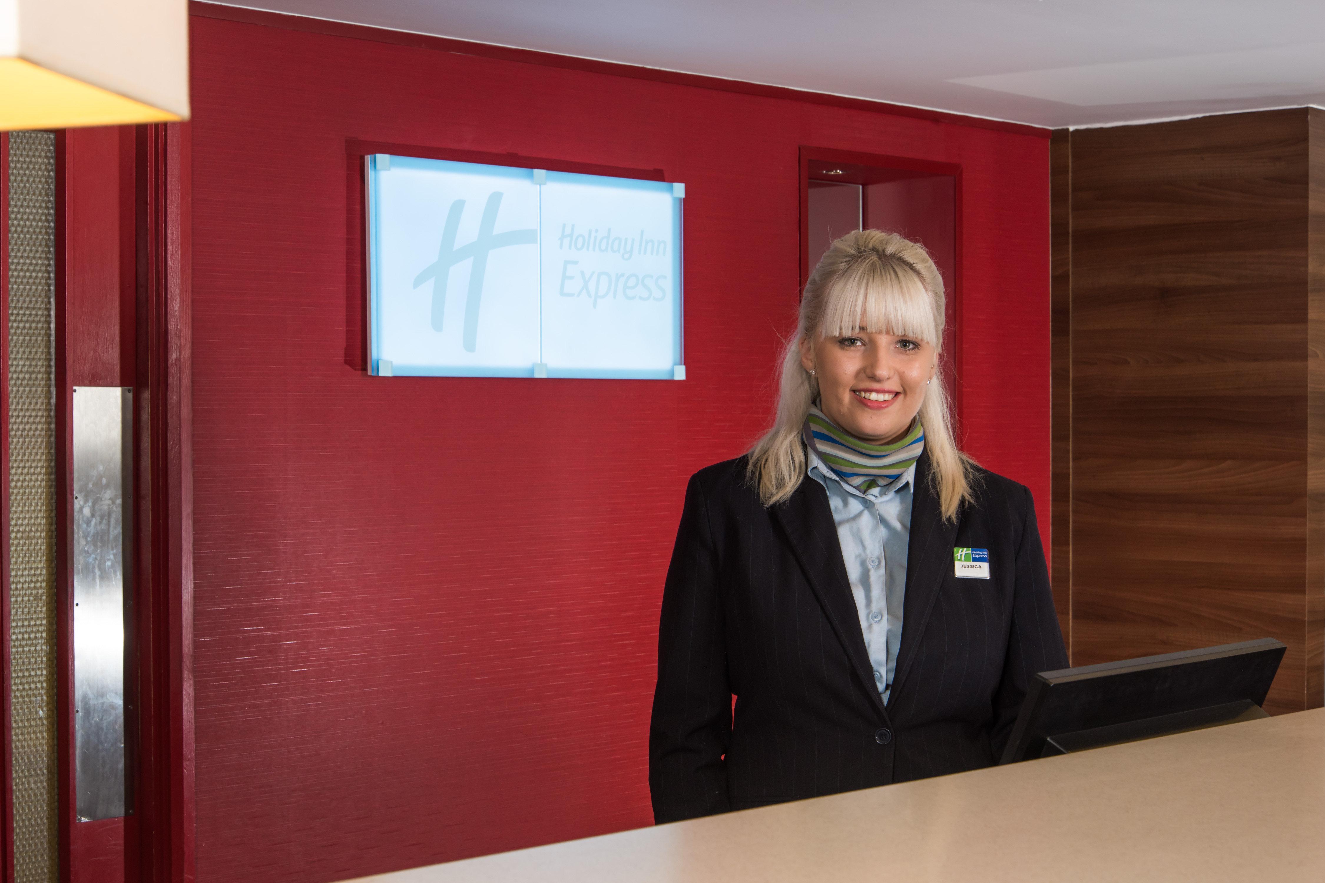 Holiday Inn Express Stoke-On-Trent By Ihg Exterior photo
