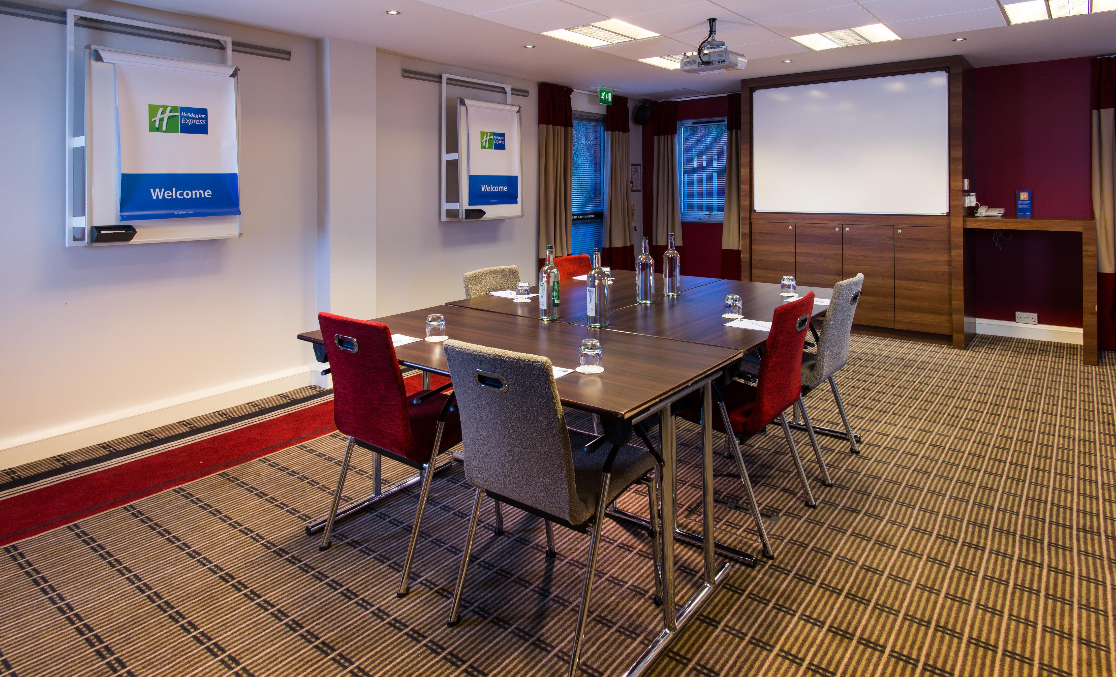 Holiday Inn Express Stoke-On-Trent By Ihg Exterior photo
