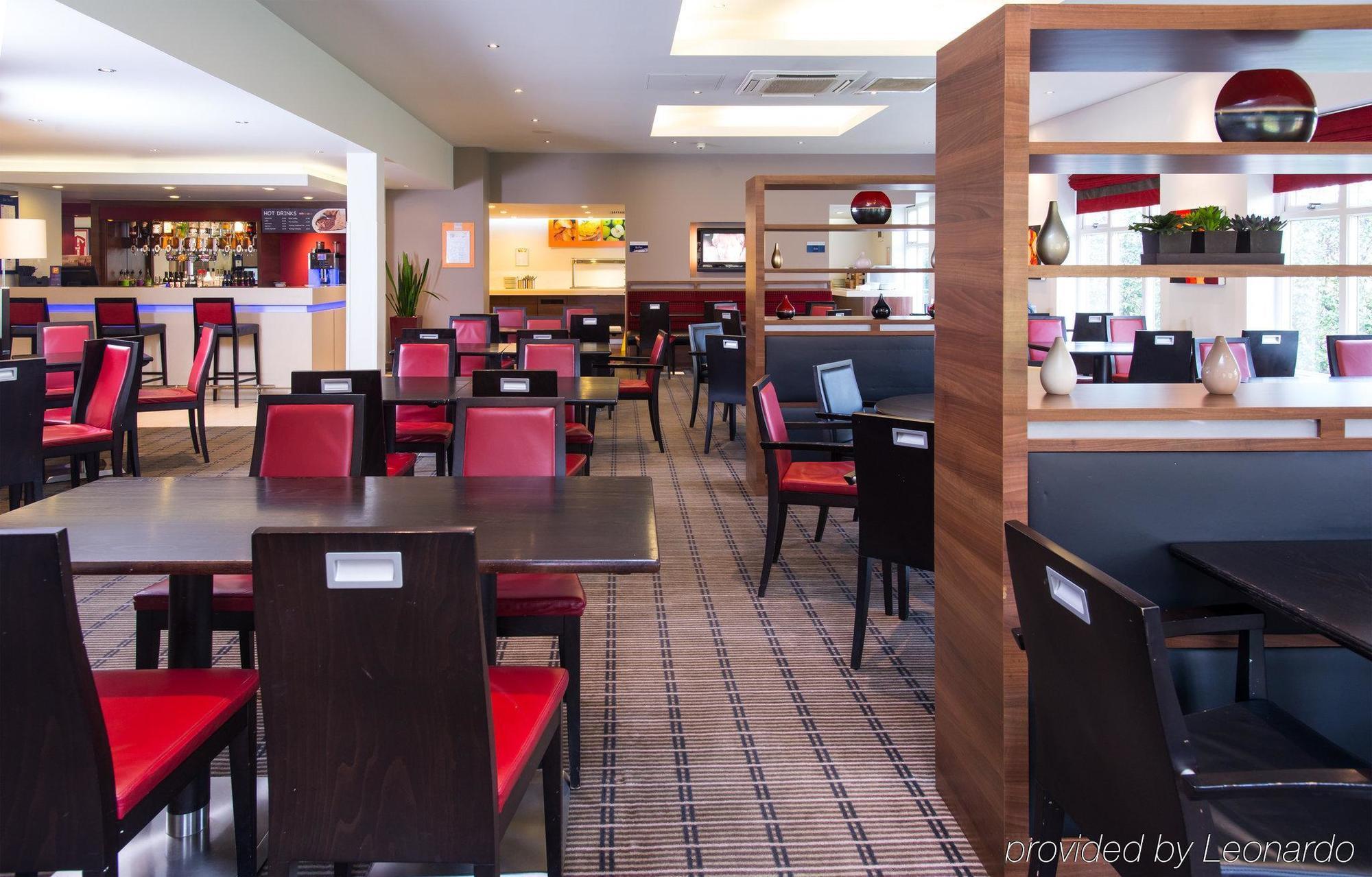 Holiday Inn Express Stoke-On-Trent By Ihg Exterior photo