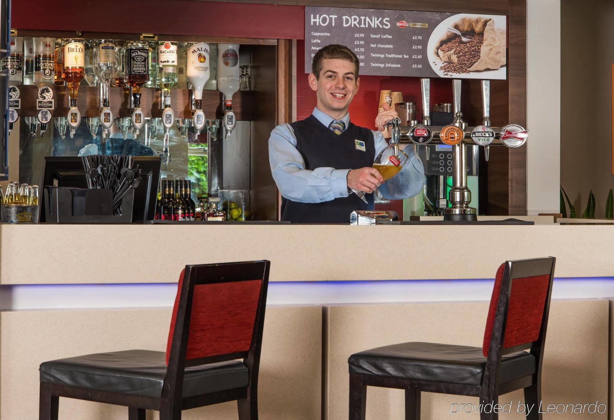 Holiday Inn Express Stoke-On-Trent By Ihg Exterior photo