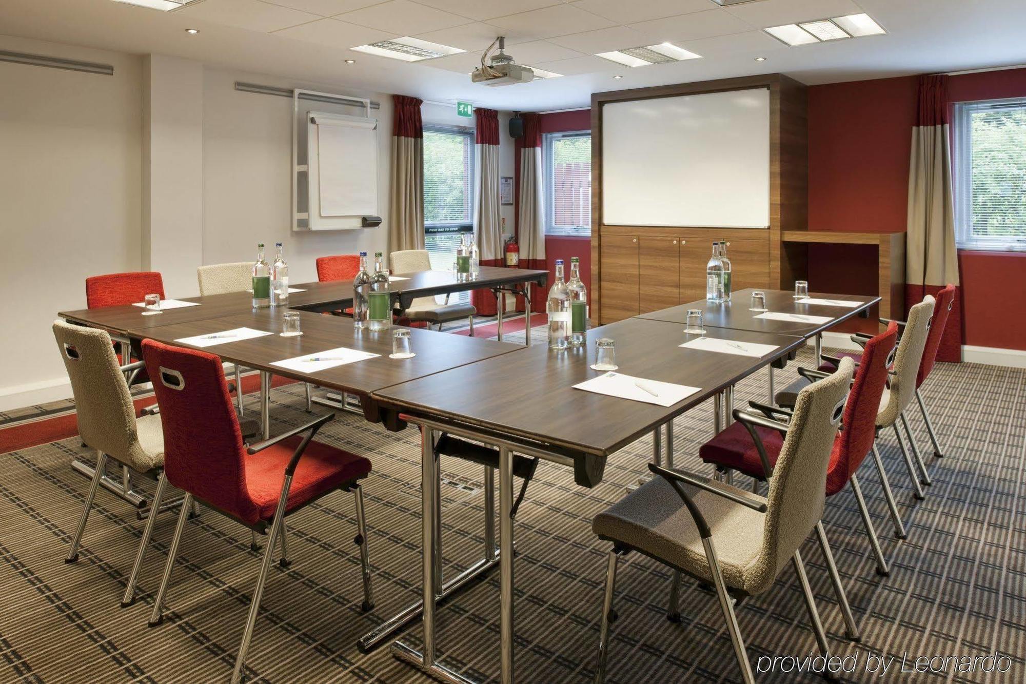 Holiday Inn Express Stoke-On-Trent By Ihg Business photo